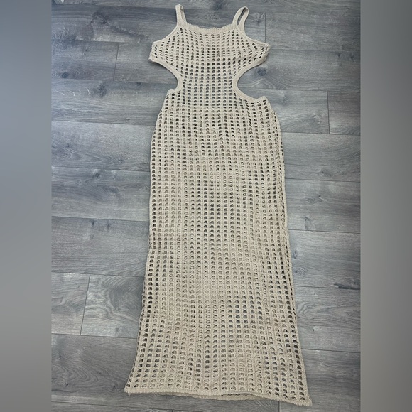 Other - Gorgeous Beige Crochet Bathing Suit Coverup